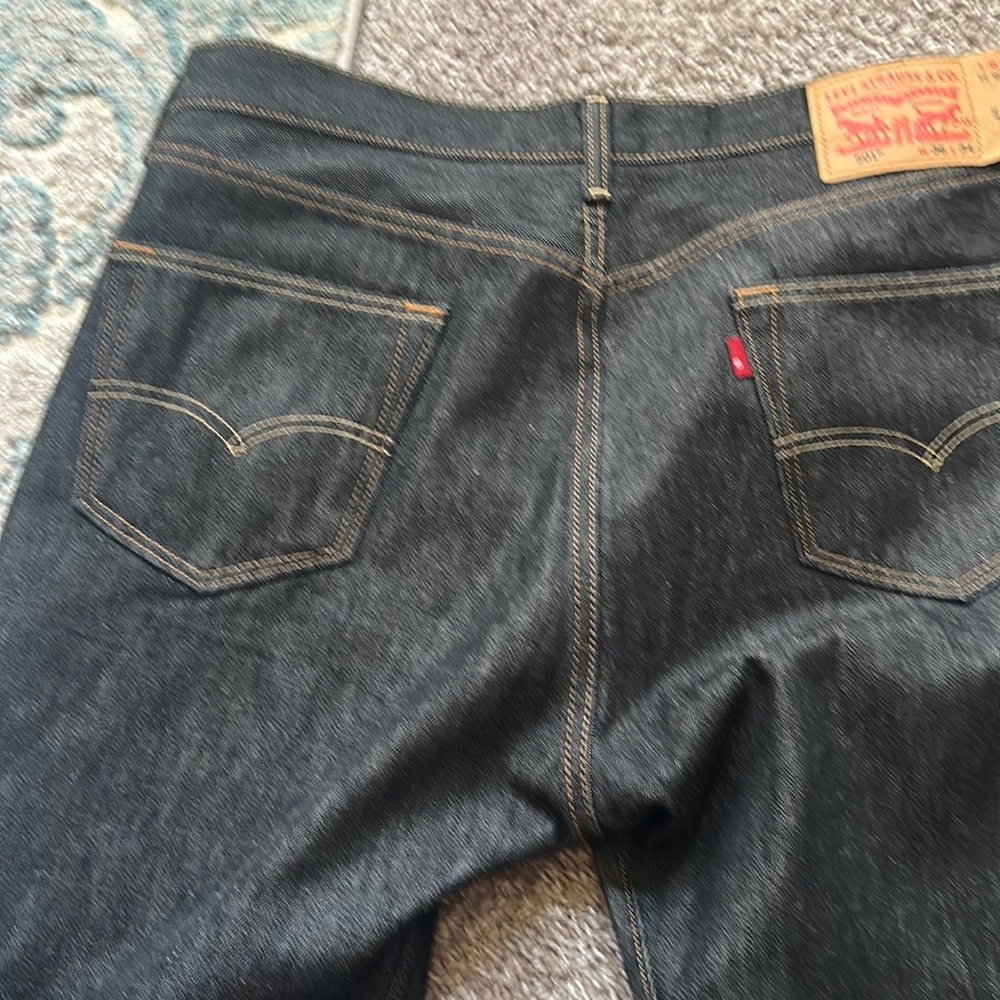 Levi 501 button fly W 36 L 34 relaxed fit